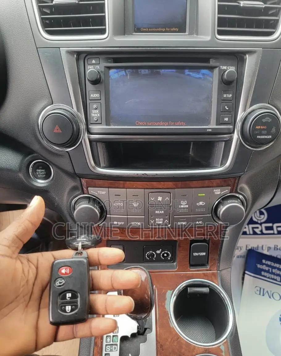 Toyota Highlander Limited 2012 Burgundy