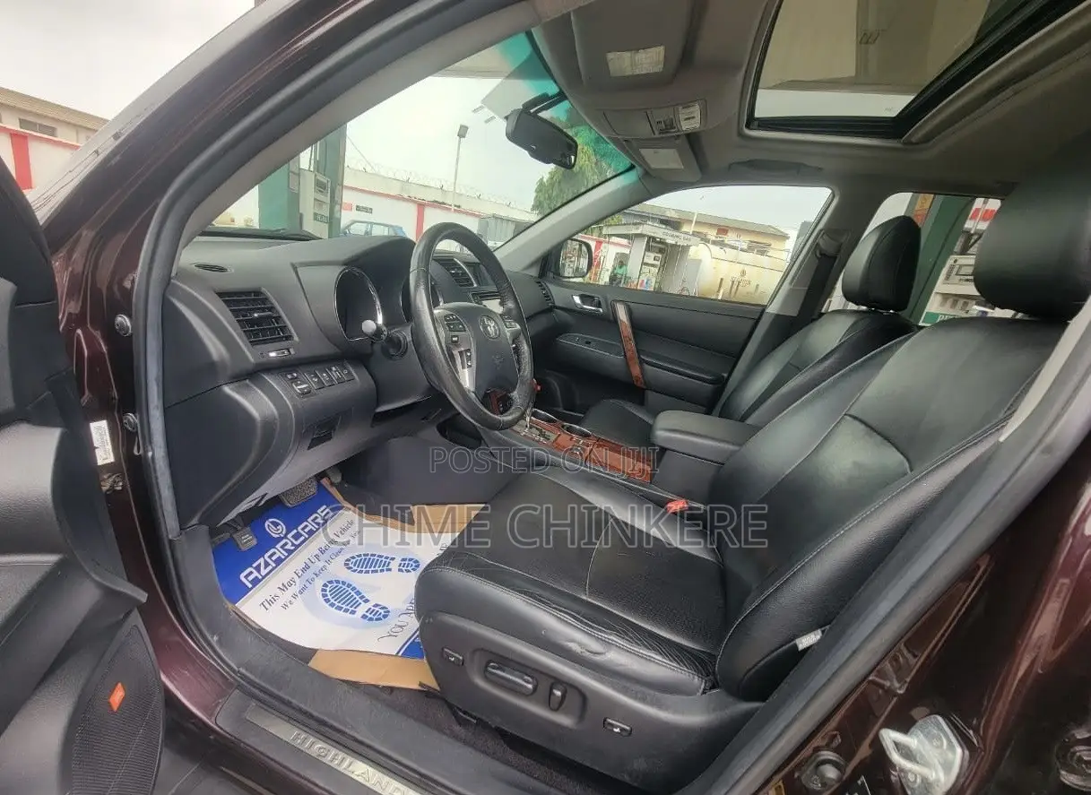 Toyota Highlander Limited 2012 Burgundy