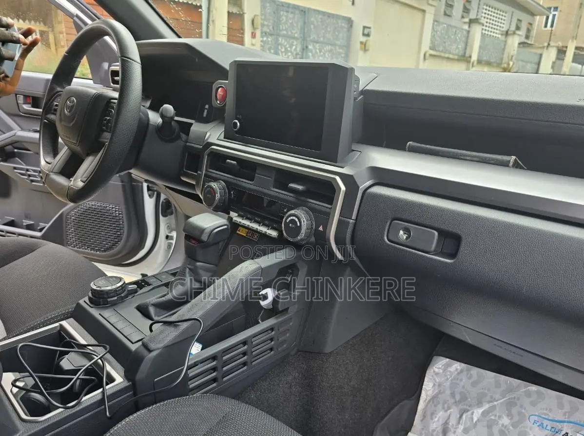 Toyota 4-Runner TRD Sport 4WD 2025 Gray