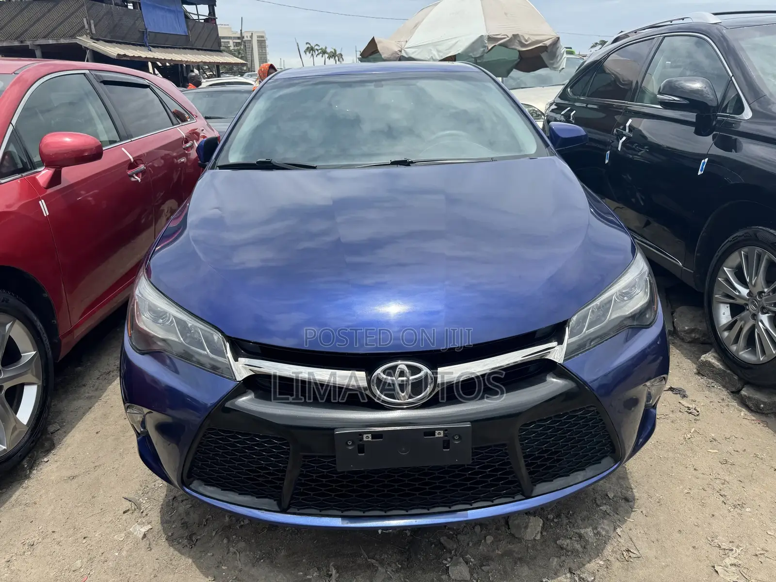 Toyota Camry 2016 Blue