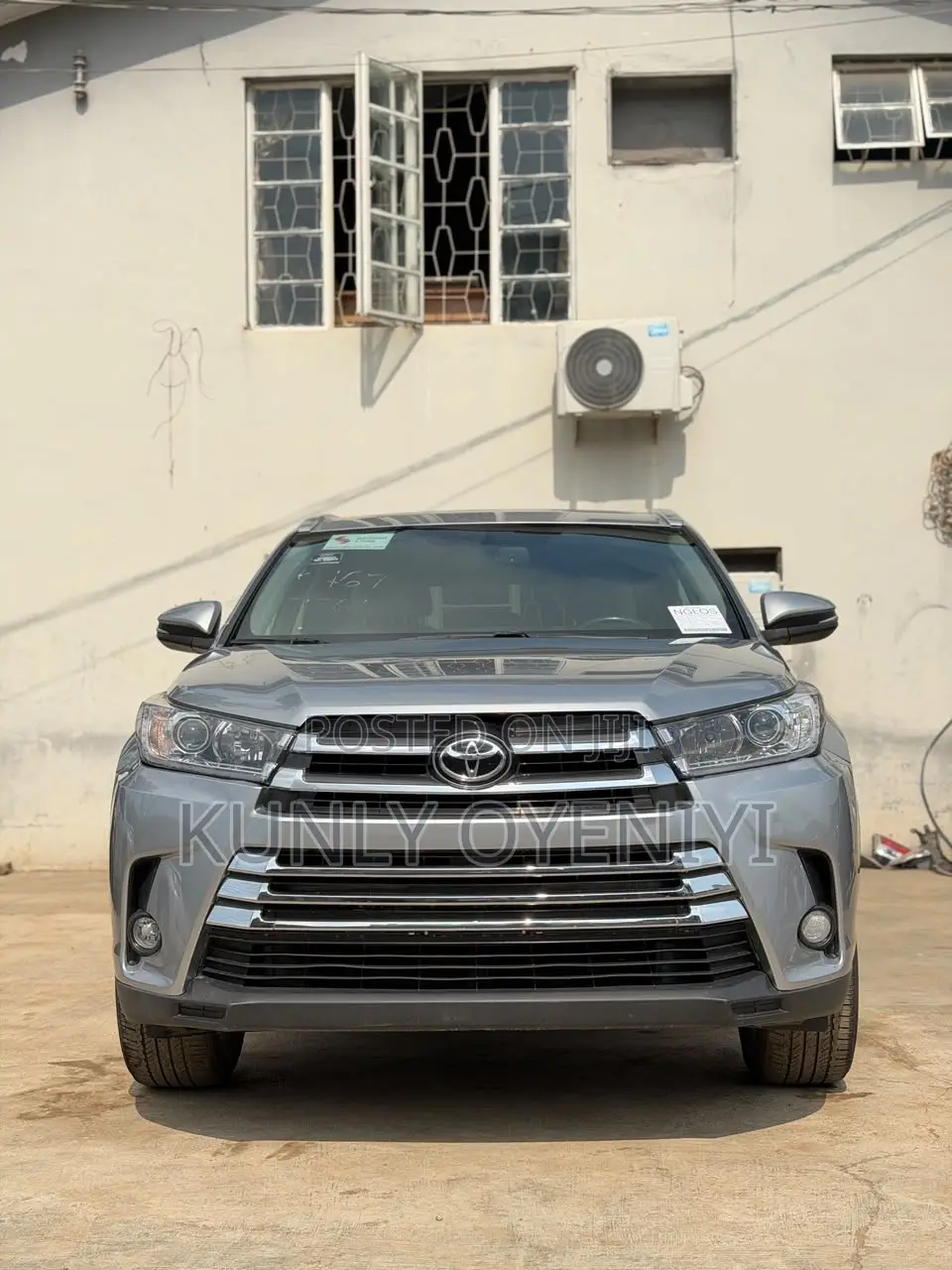 Toyota Highlander XLE 4dr SUV AWD (3.5L 6cyl 6A) 2014 Silver