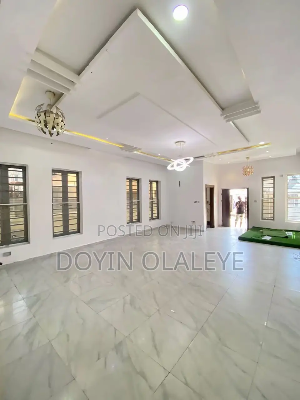 5bdrm Duplex in Osapa london for rent