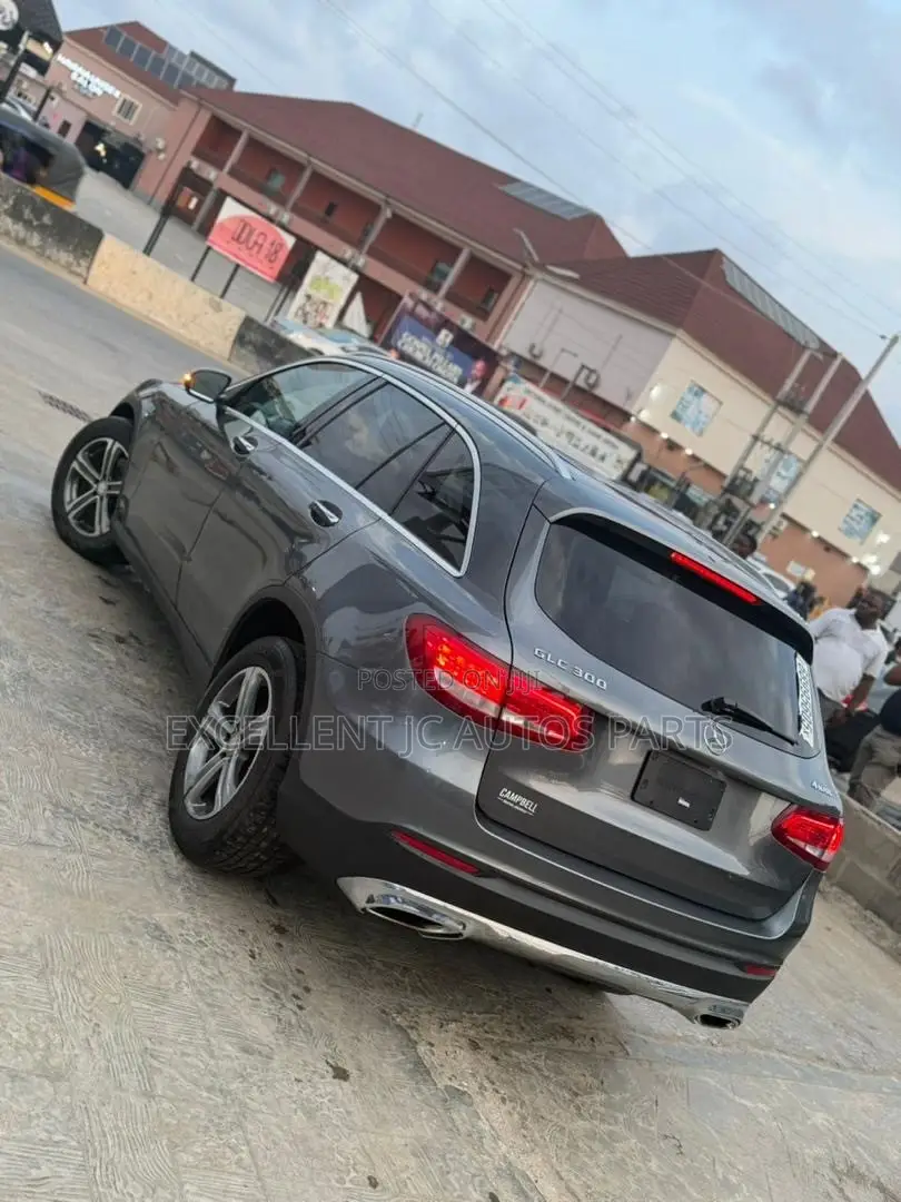 Mercedes-Benz GLC-Class 2016 Gray