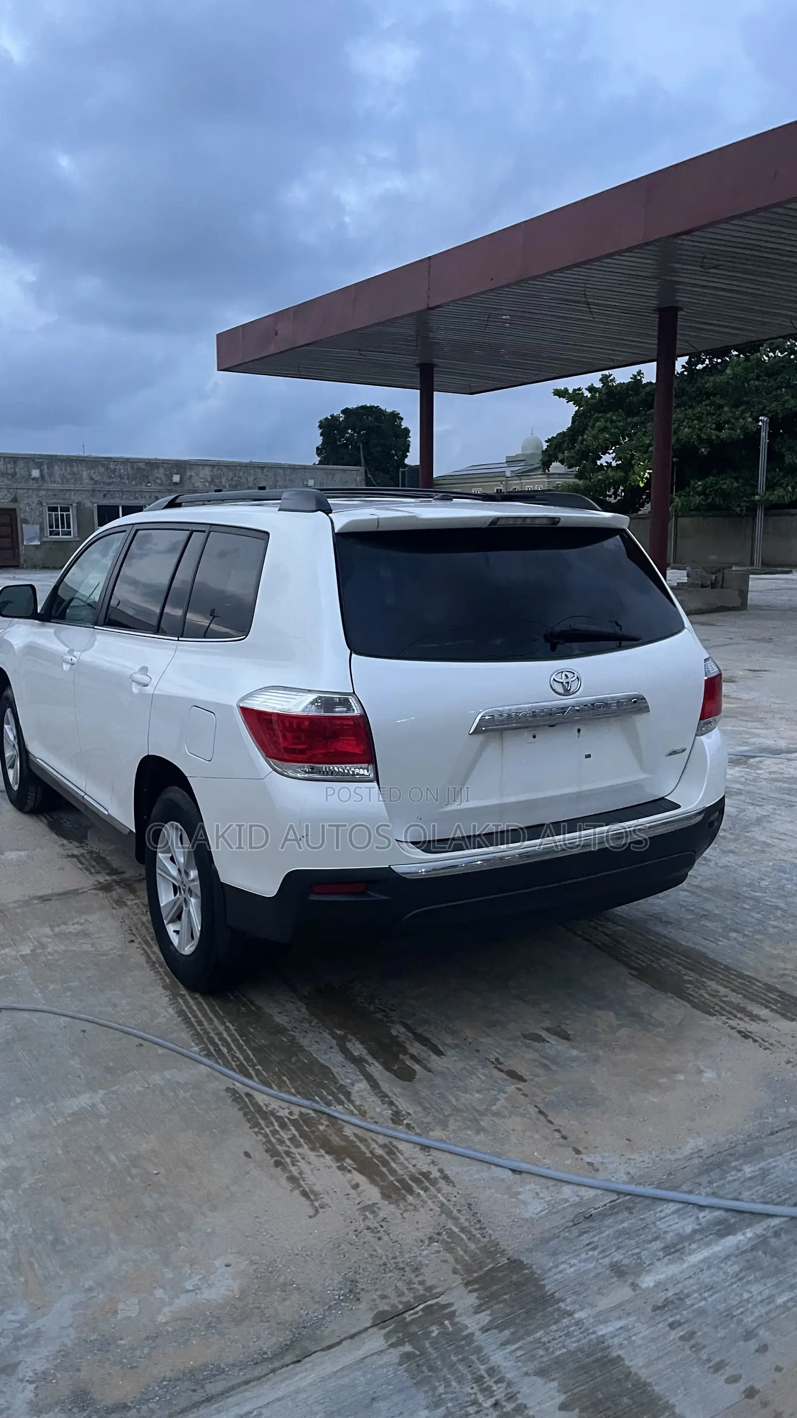 Toyota Highlander Limited 3.5l 4WD 2013 White