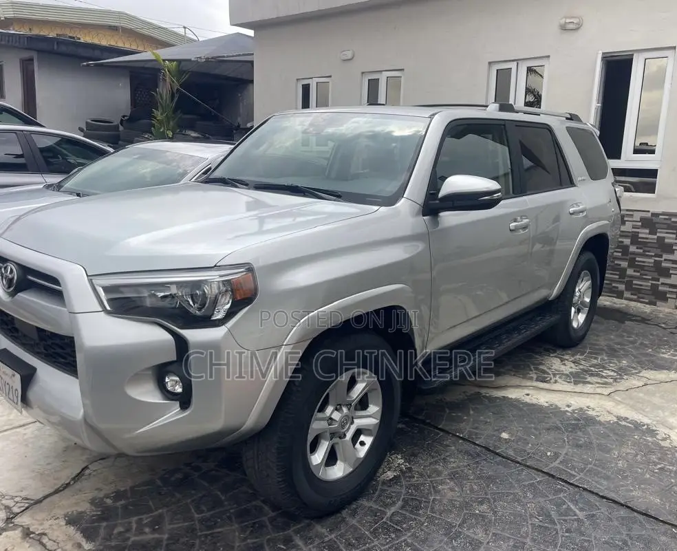 Toyota 4-Runner Limited 2022 Gray