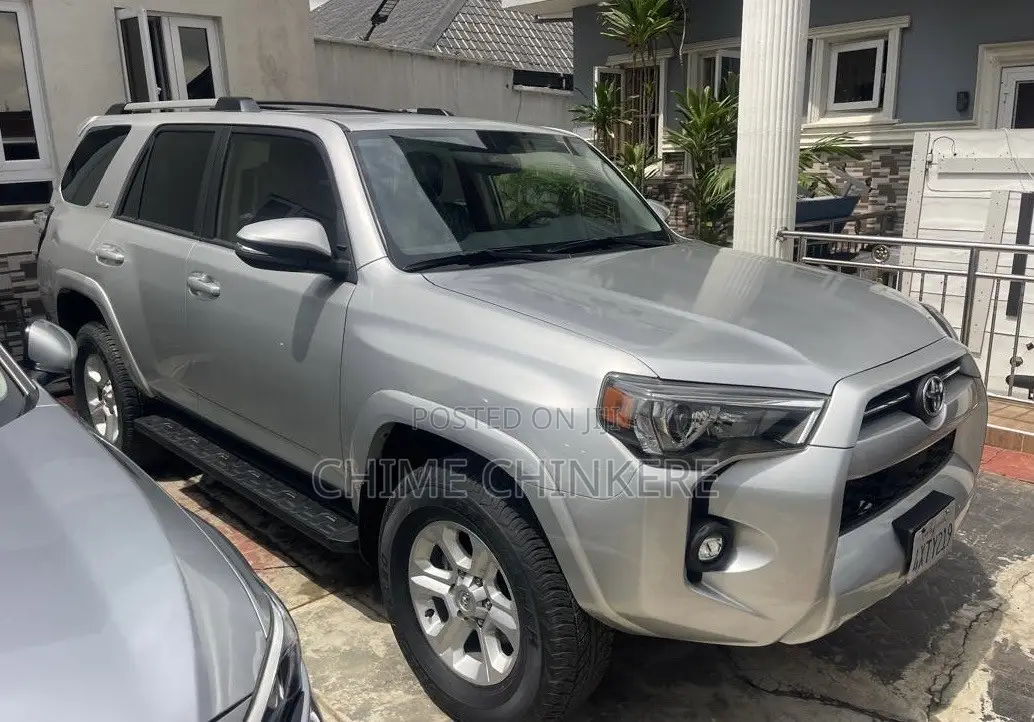 Toyota 4-Runner Limited 2022 Gray