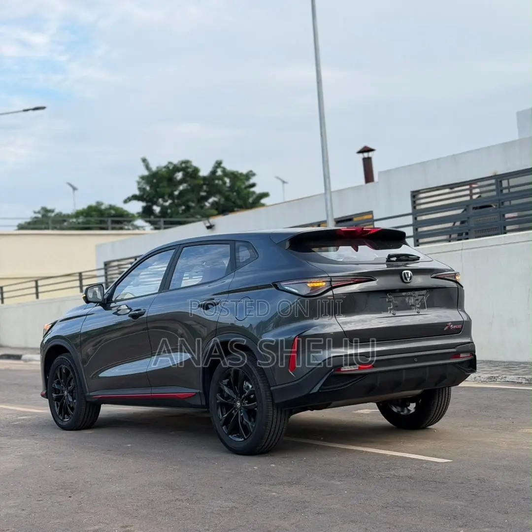 New Changan X5 Plus 1.5 Blue Core FWD 2025 Gray