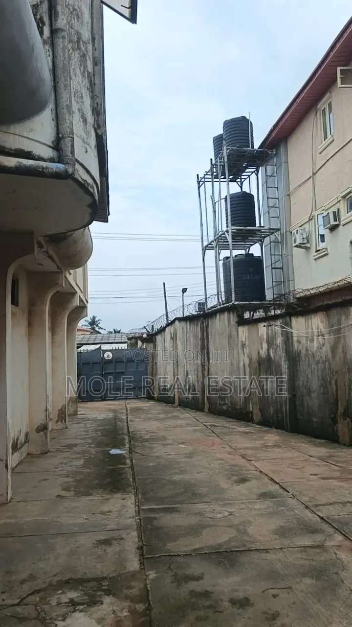 Furnished 3bdrm Block of Flats in Ikotun for sale