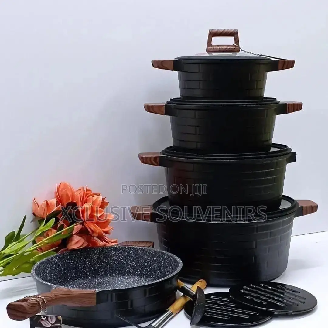 UCC LIFE Block Quality Induction Pot Available in BLACK GRAY