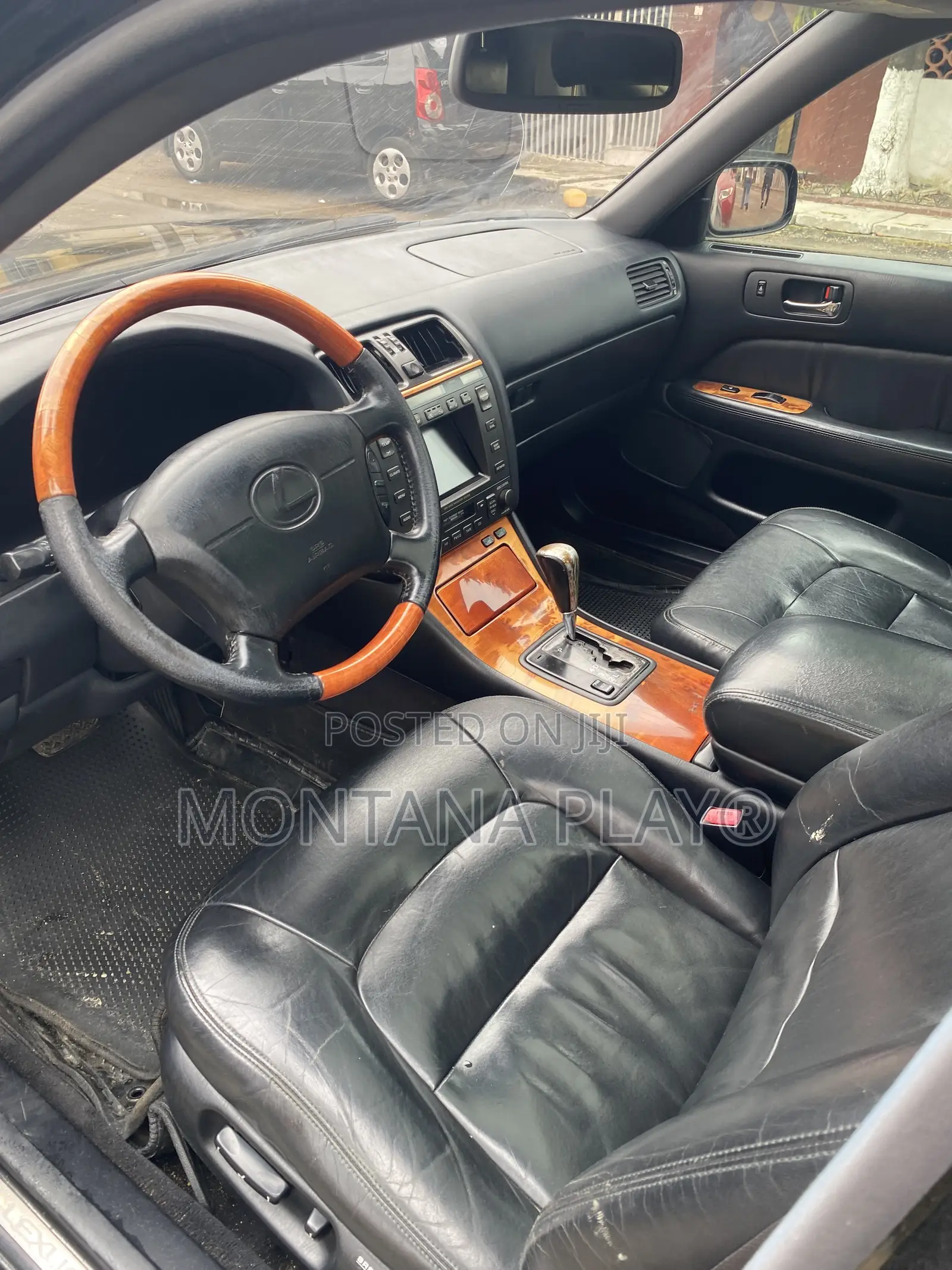 Lexus LS 400 RWD 1999 Black
