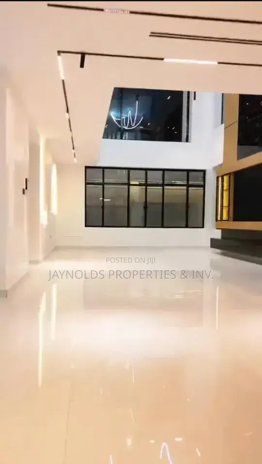 5bdrm Duplex in Apo Resettlement for sale