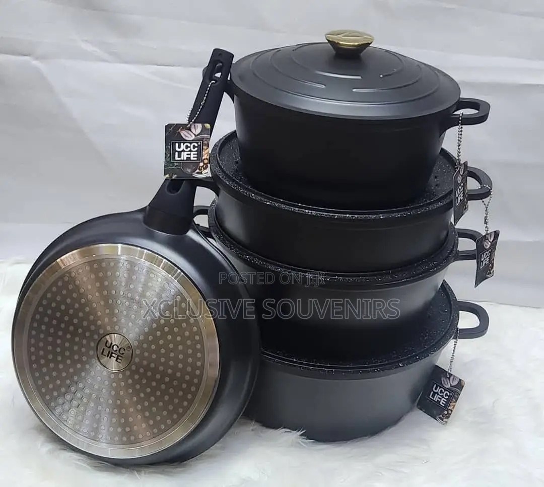 UCC LIFE Aluminium Cast Pot Available in White Black Colour