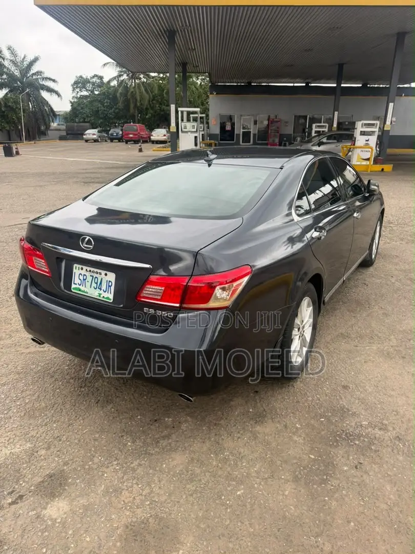 Lexus ES 350 2011 Black