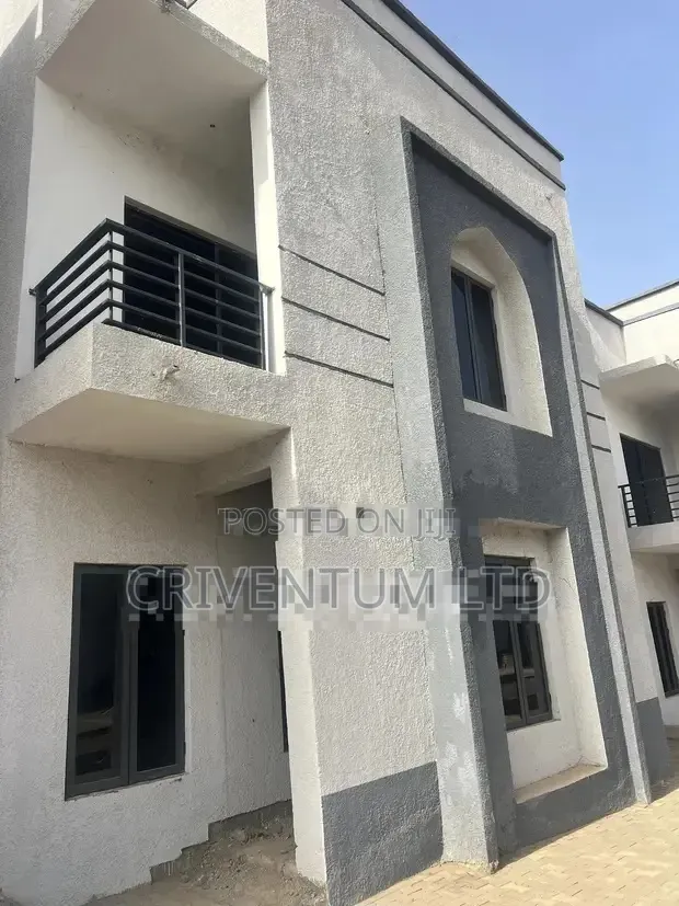 4bdrm Duplex in Galadimawa for sale