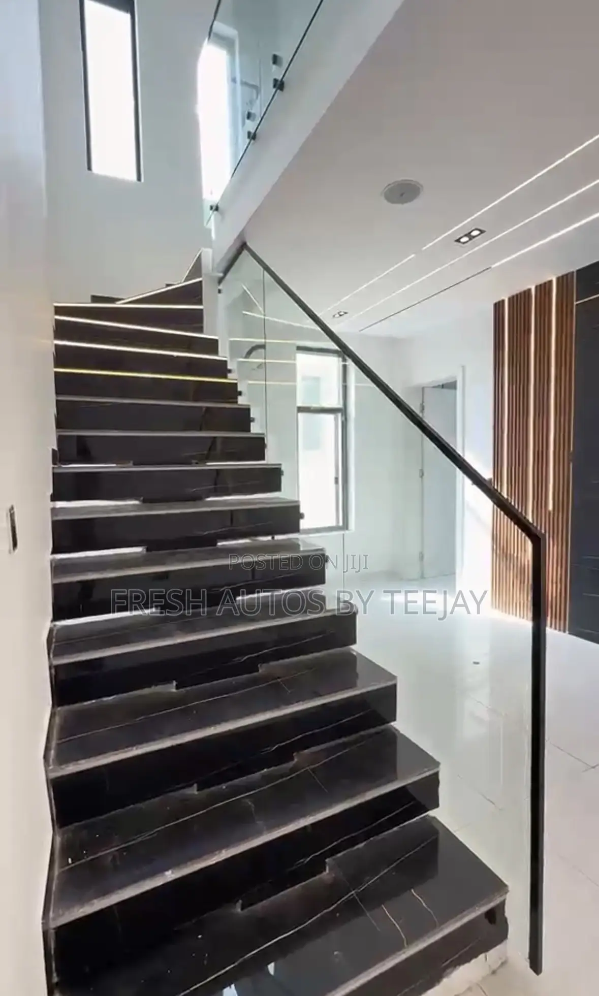 4bdrm Duplex in Lekki Phase1 Estate for sale