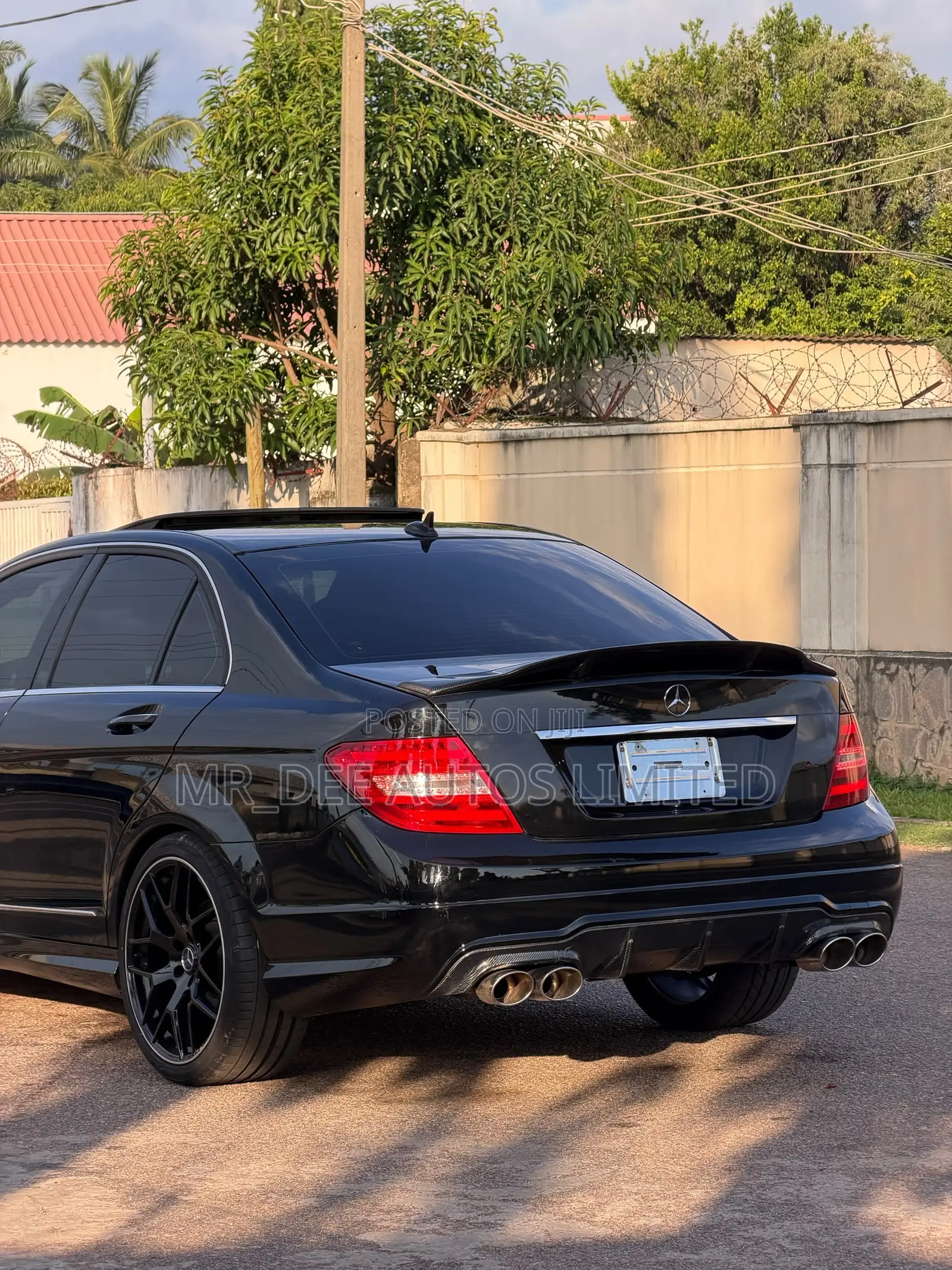 Mercedes-Benz C300 2014 Black