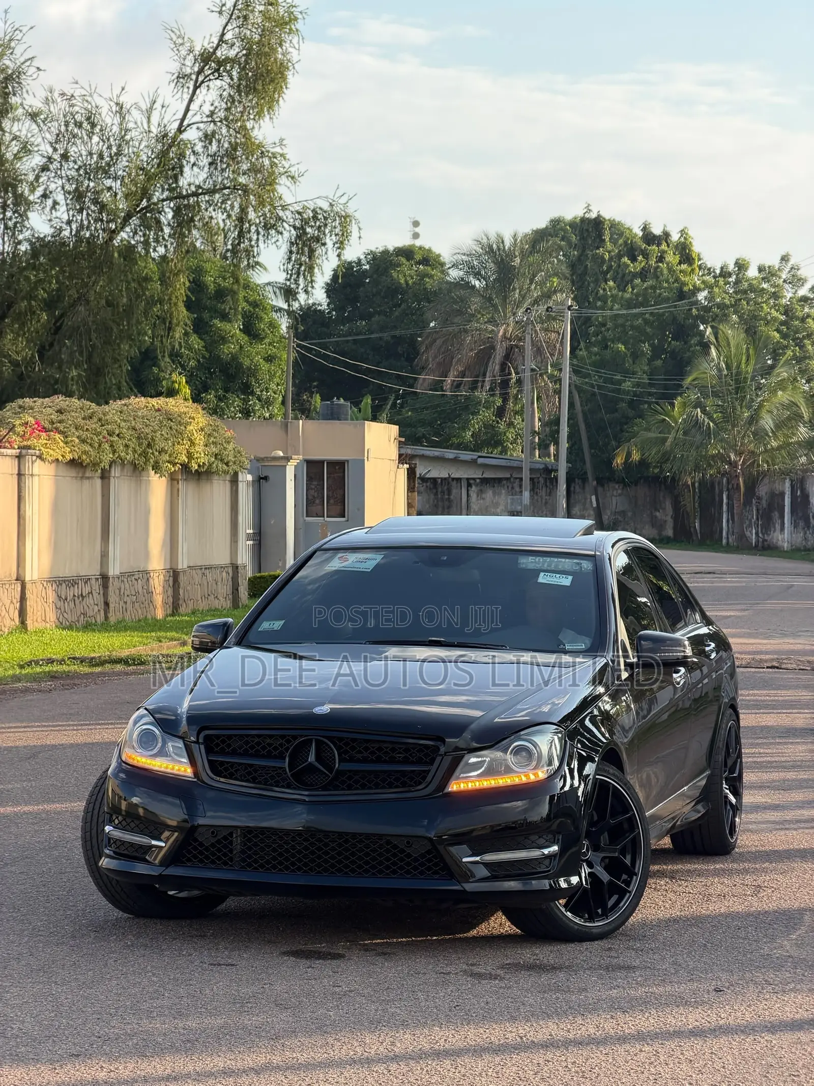Mercedes-Benz C300 2014 Black