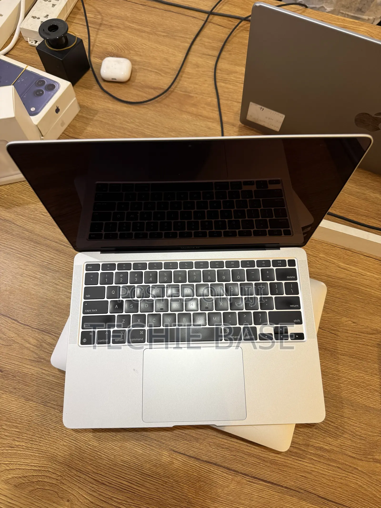 Laptop Apple MacBook Air 2020 M1 16GB Apple M1 SSD 512GB