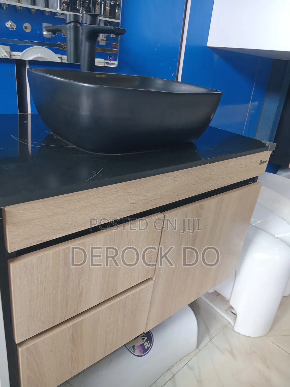 Bathrooms Cabinet With Wash Hand Basin
