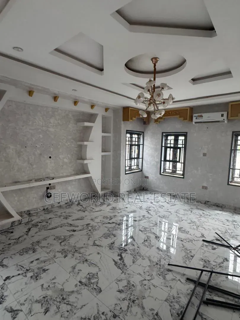 4bdrm Bungalow in Iletuntun Nihort, Idishin for rent