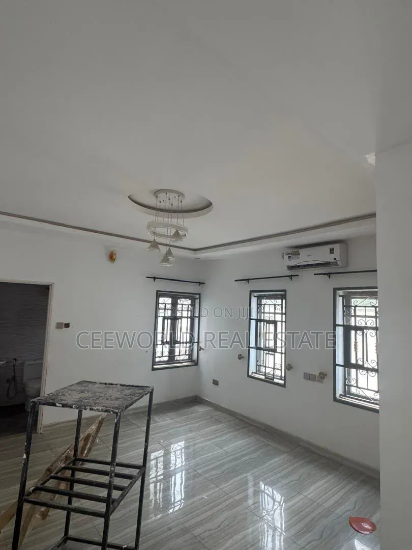 4bdrm Bungalow in Iletuntun Nihort, Idishin for rent