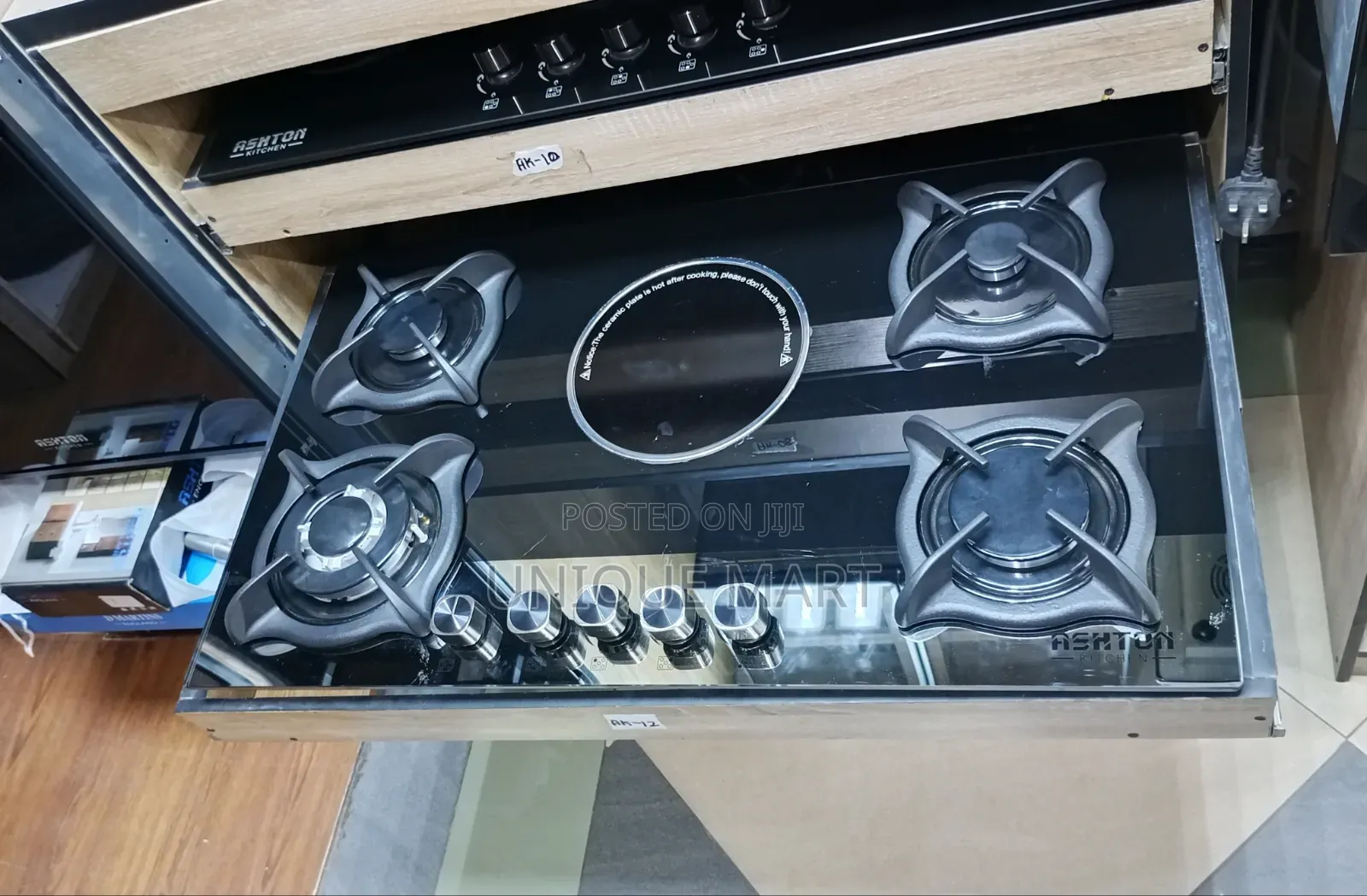 86cm Ashton Kitchen Built-in 4 Burner and 1 Electric