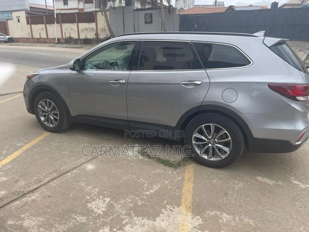 Hyundai Santa Fe Limited AWD 2017 Silver