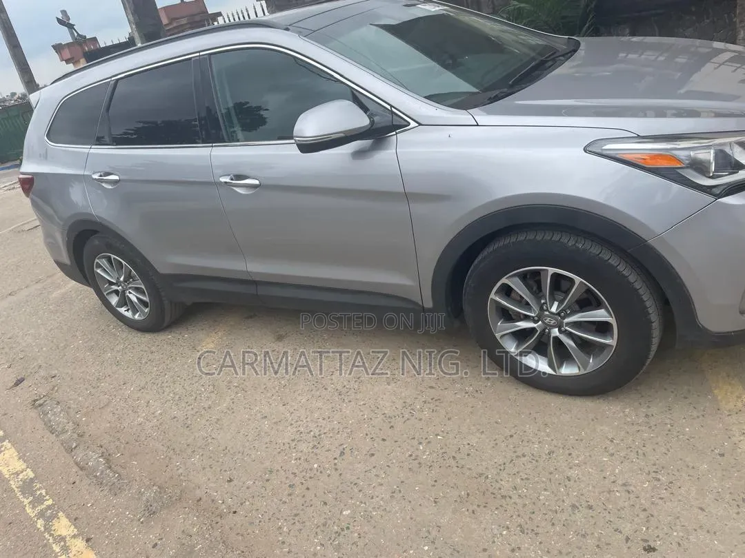 Hyundai Santa Fe Limited AWD 2017 Silver