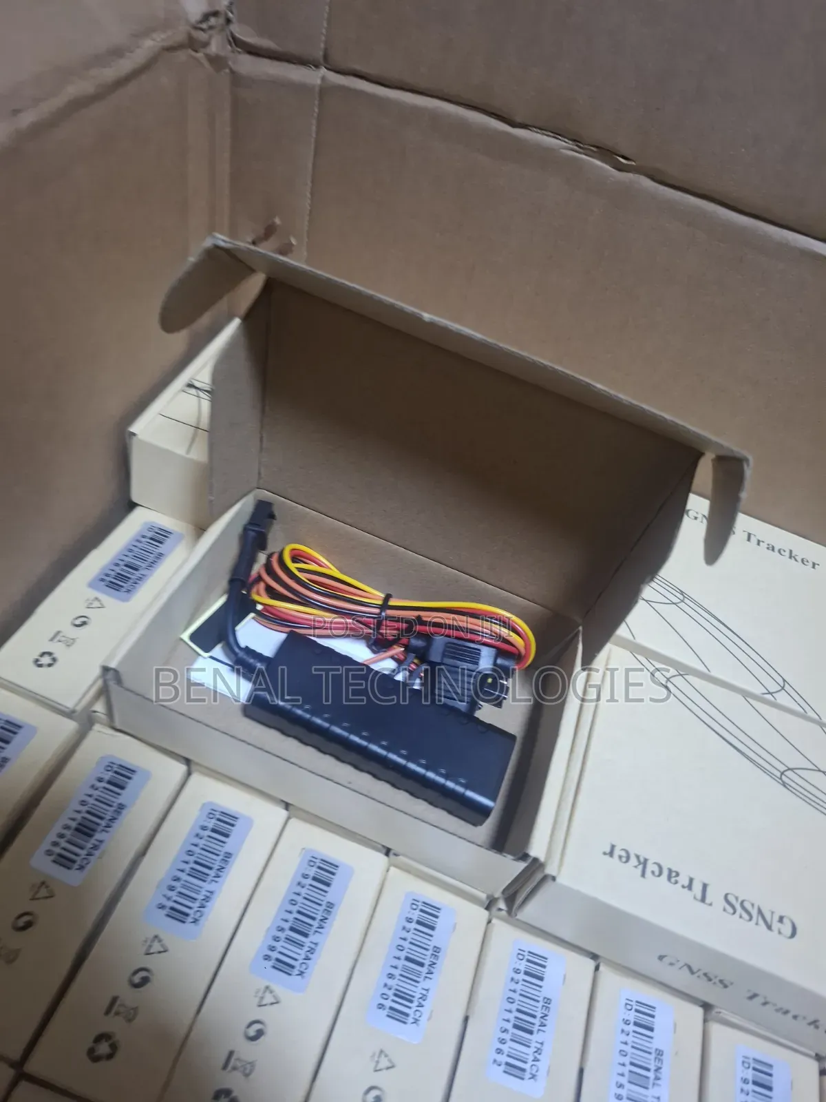 Standard GPS Tracker Automative Service for Cars and Trucks