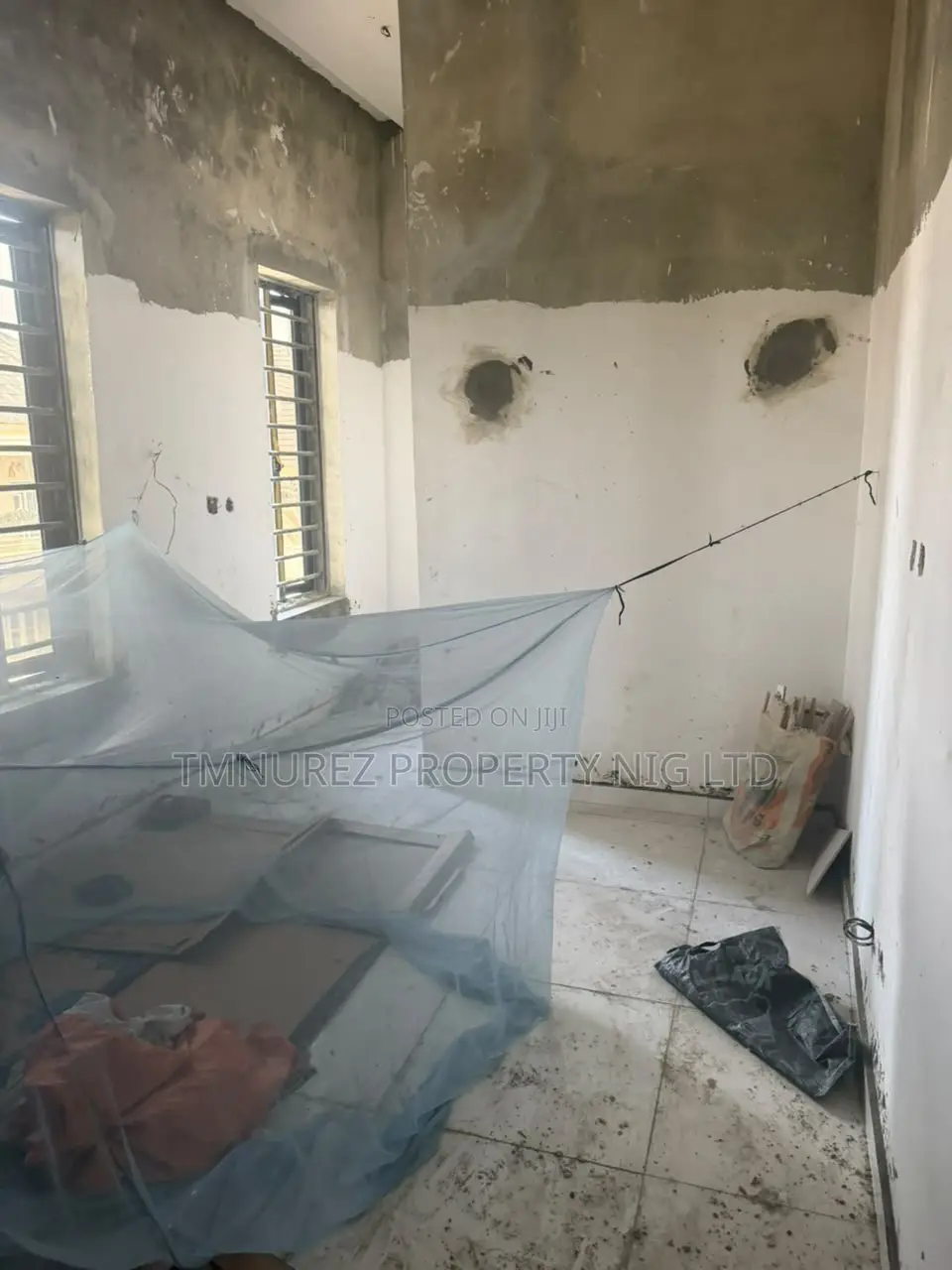 4bdrm Duplex in Ikota for sale