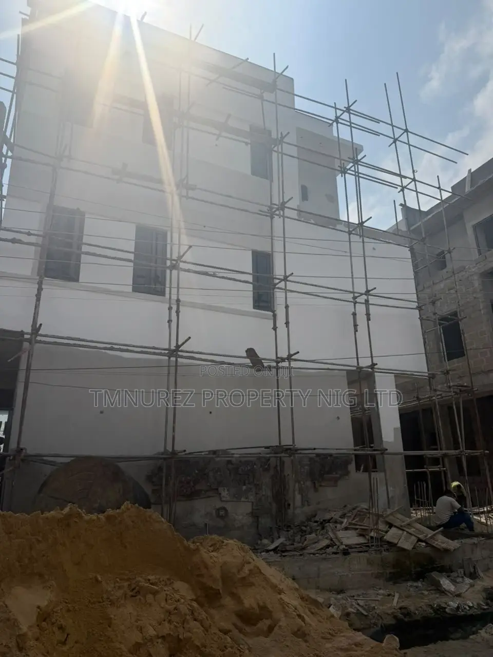 4bdrm Duplex in Ikota for sale