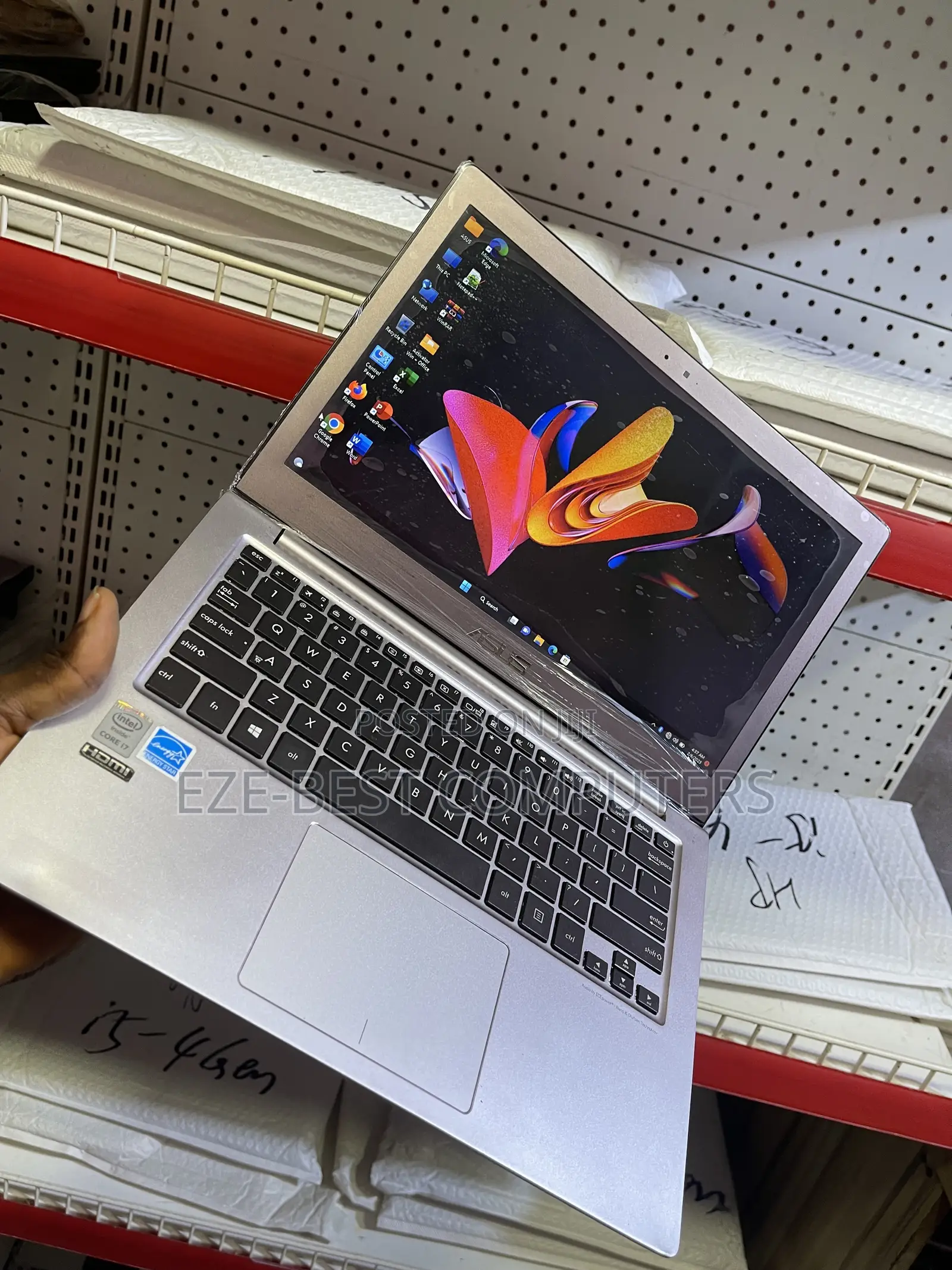 Laptop Asus ZenBook UX303UA 8GB Intel Core i7 SSD 128GB