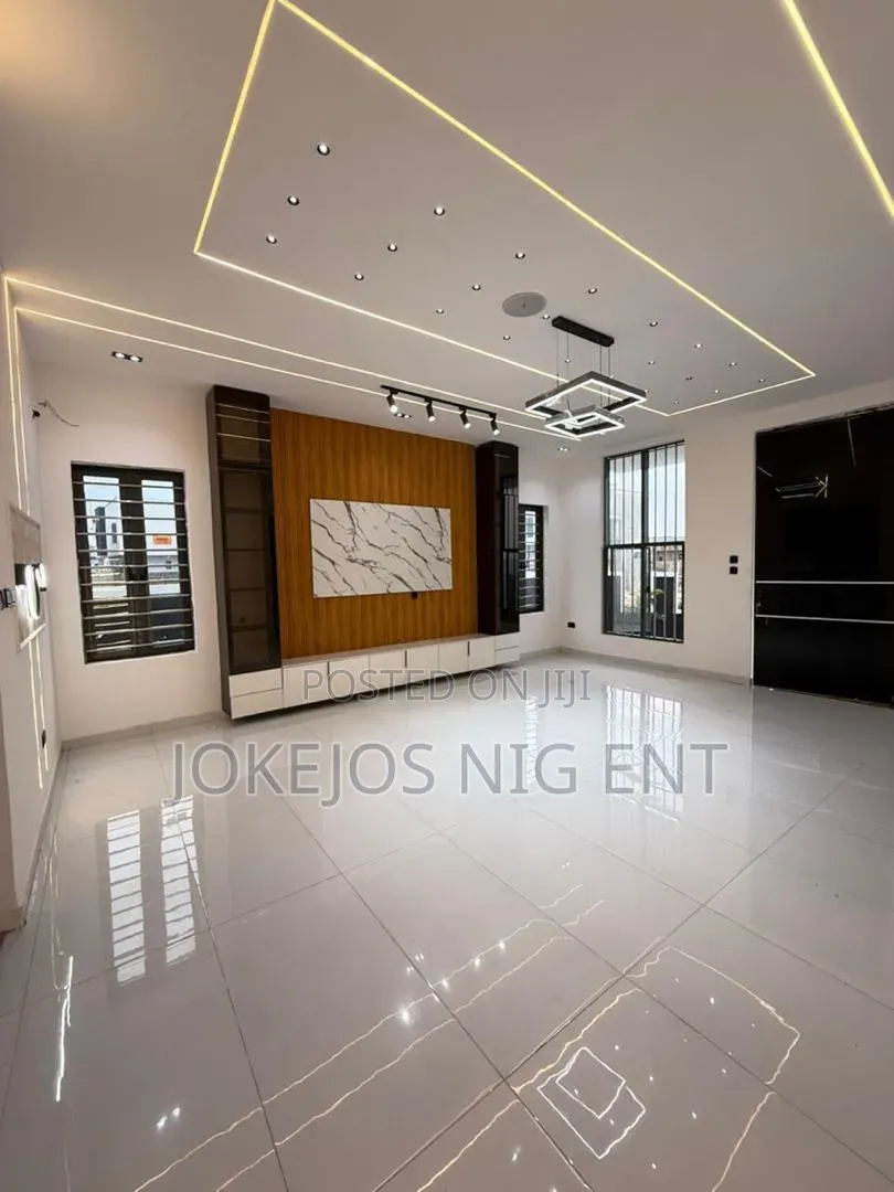 4bdrm Duplex in Lekki Palm 🌴 City for sale