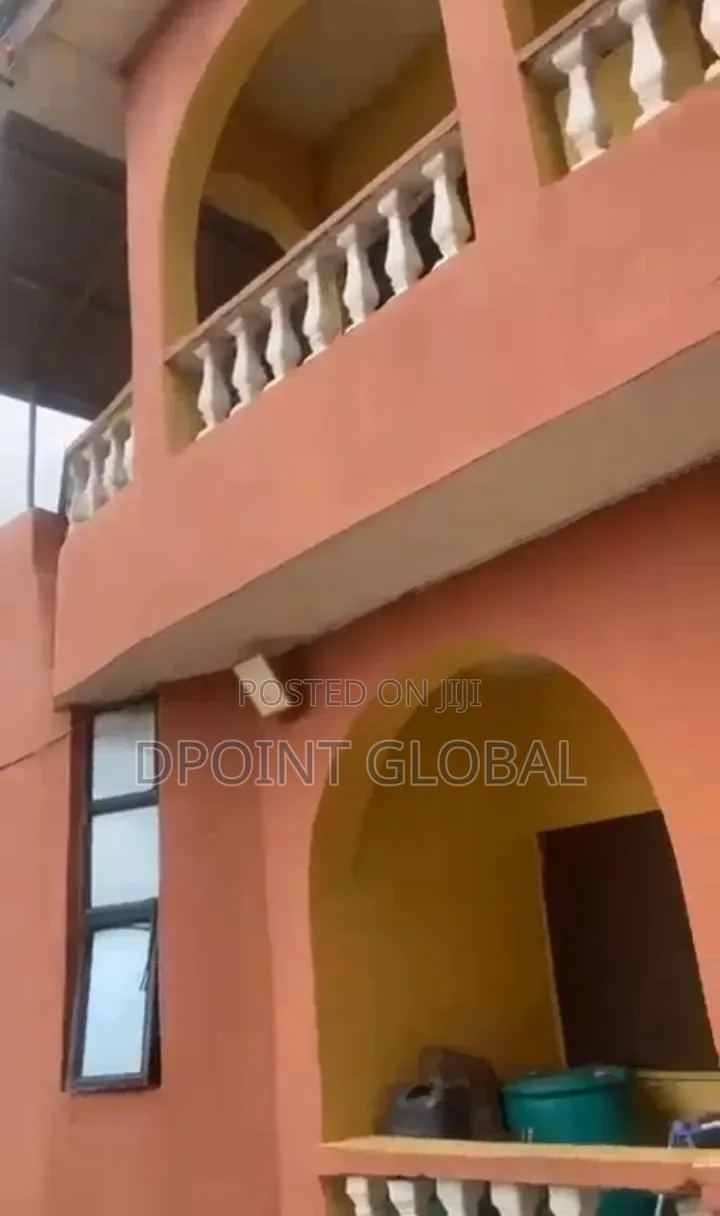 8bdrm Block of Flats in Not Estate, Igando / Ikotun/Igando for sale