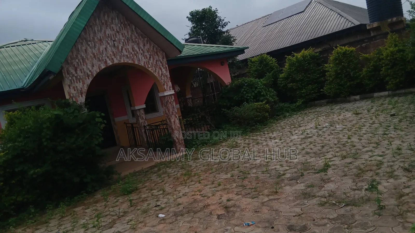 3bdrm Bungalow in Bodija, Ibadan for sale