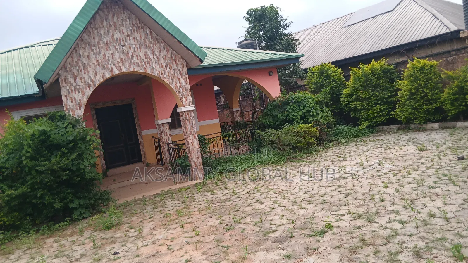 3bdrm Bungalow in Bodija, Ibadan for sale
