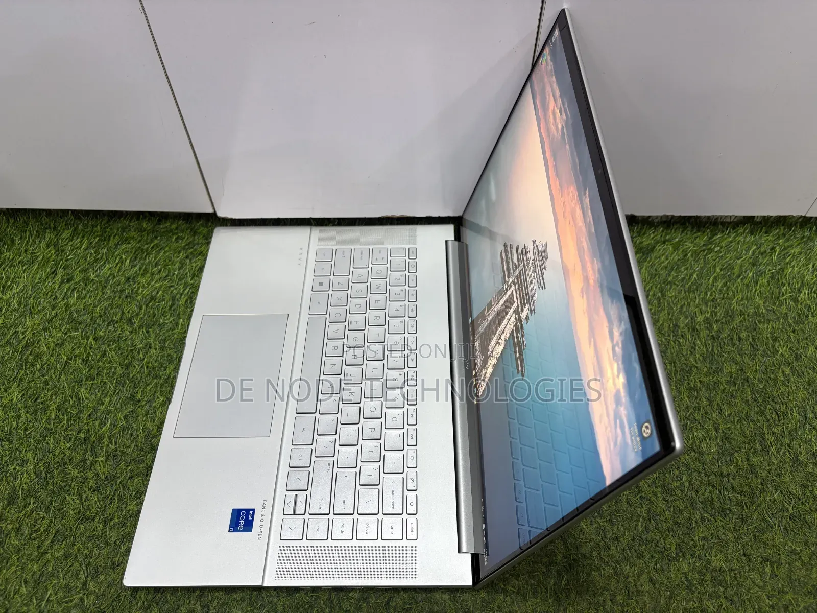 Laptop HP Envy 16 Gaming 16-h1023dx 16GB Intel Core i7 SSD 512GB