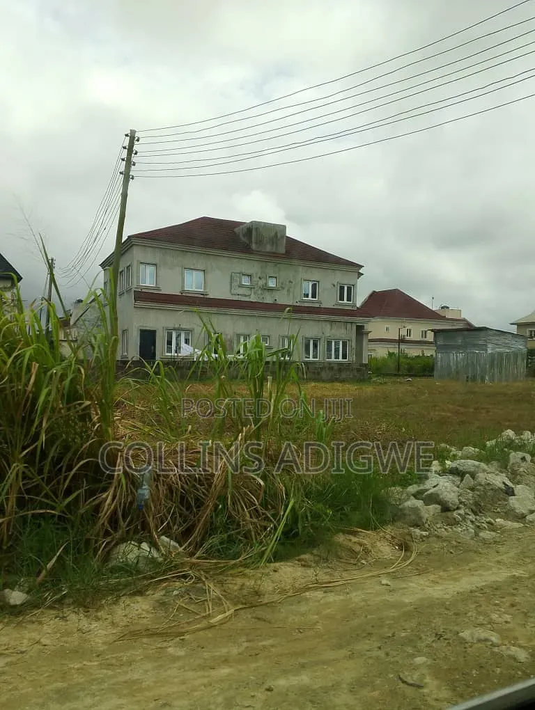 800sqm Corner Peace Land