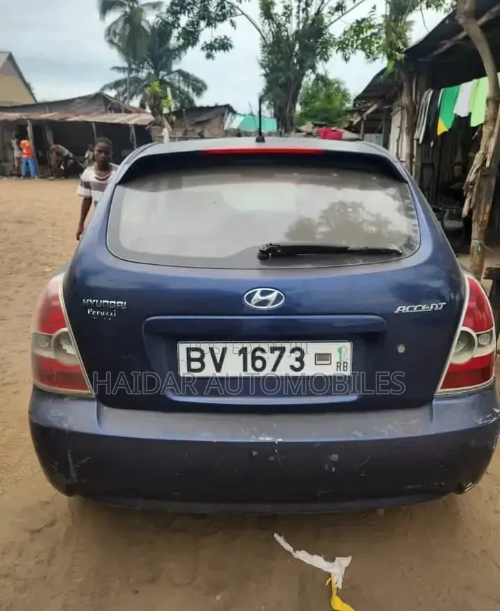 Hyundai Accent 2011 Blue