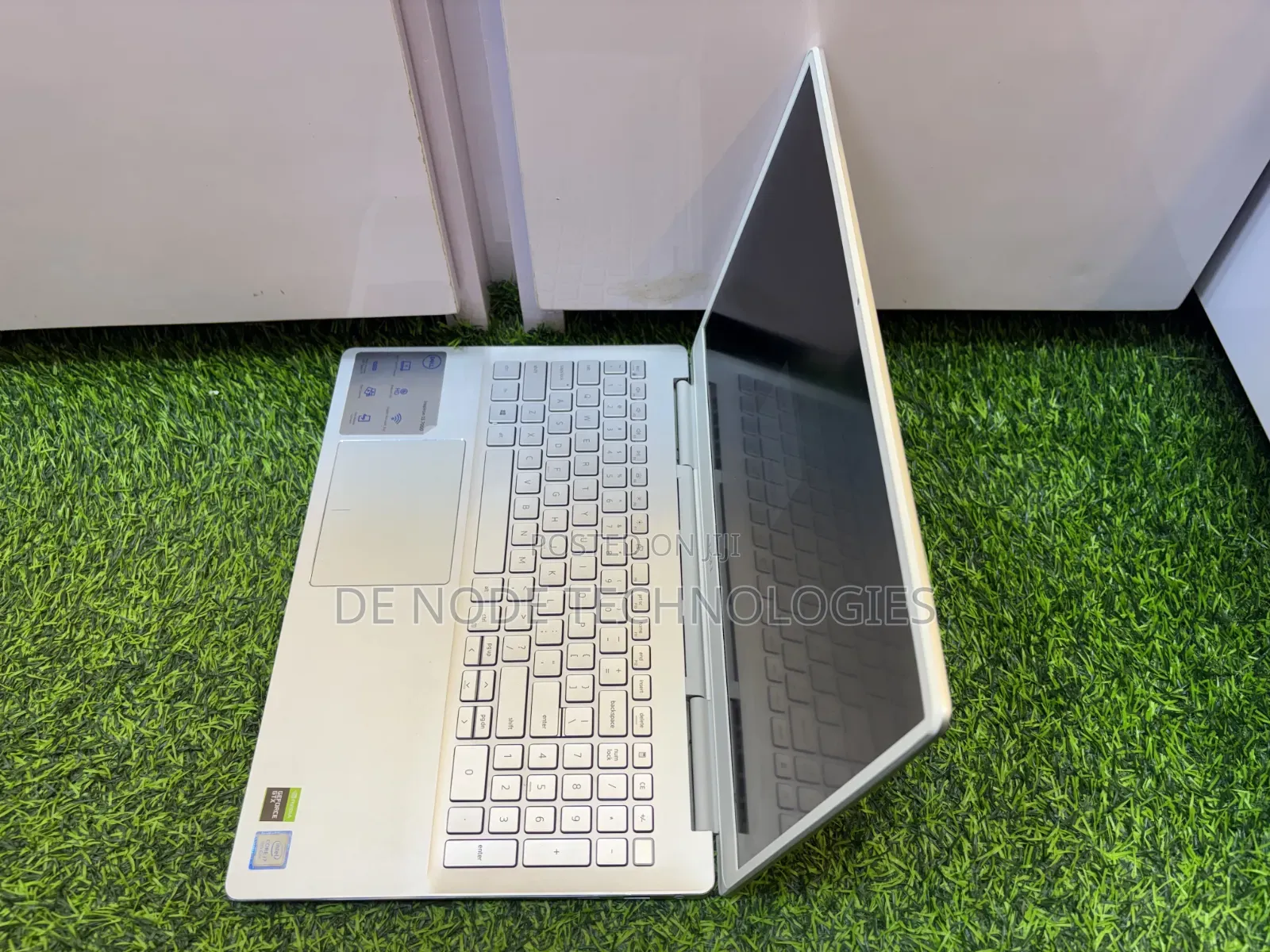 Laptop Dell Inspiron 15 7590 8GB Intel Core i7 SSD 256GB