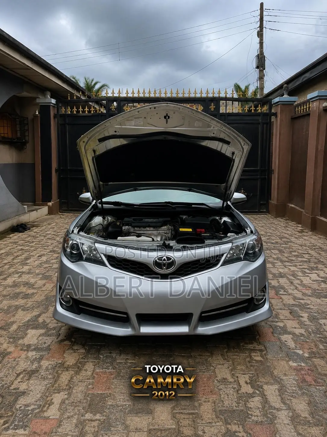 Toyota Camry SE 4dr Sedan (2.5L 4cyl 6A) 2012 Silver