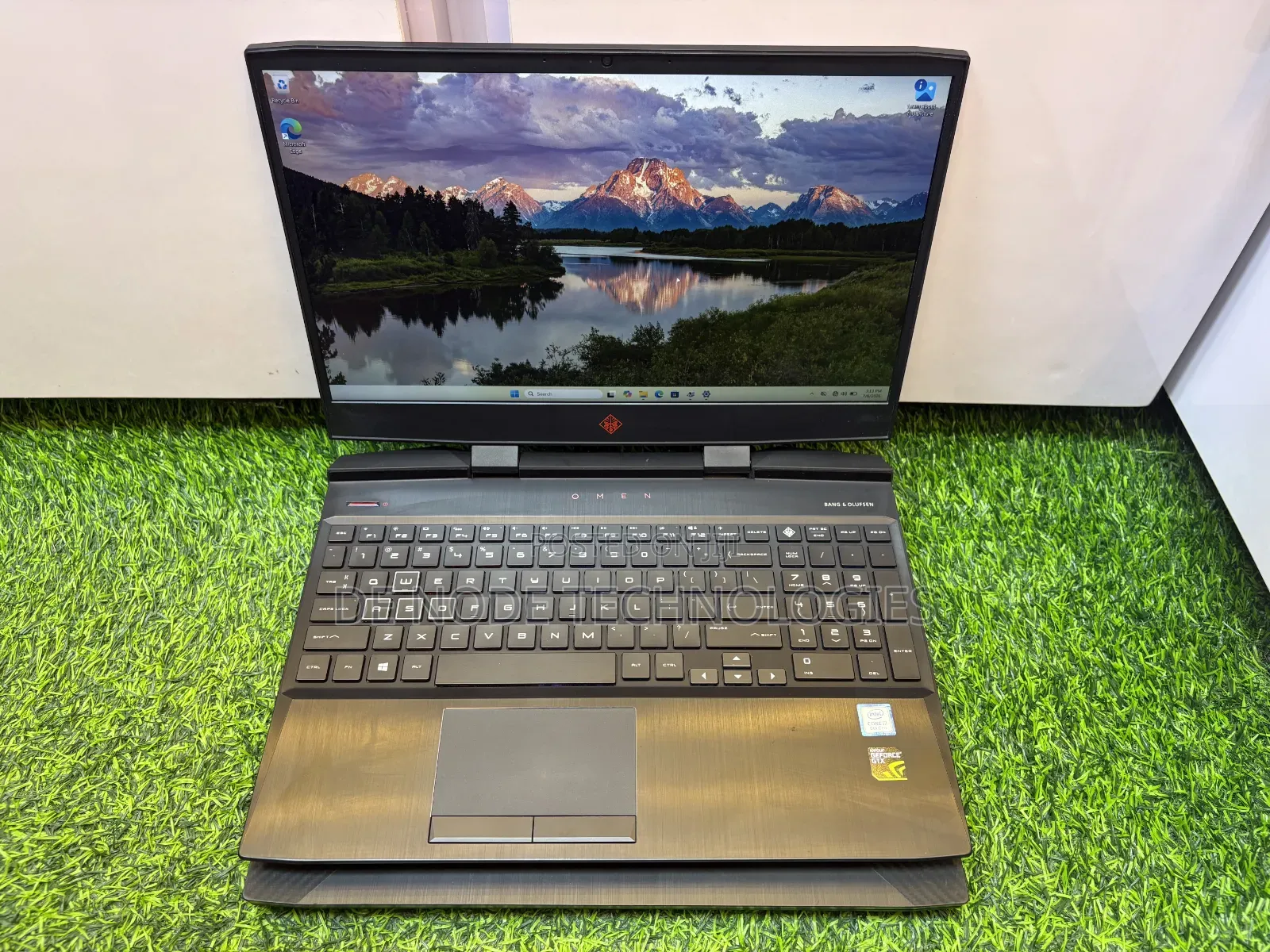 Laptop HP Omen 15 16GB Intel Core i7 SSD 256GB