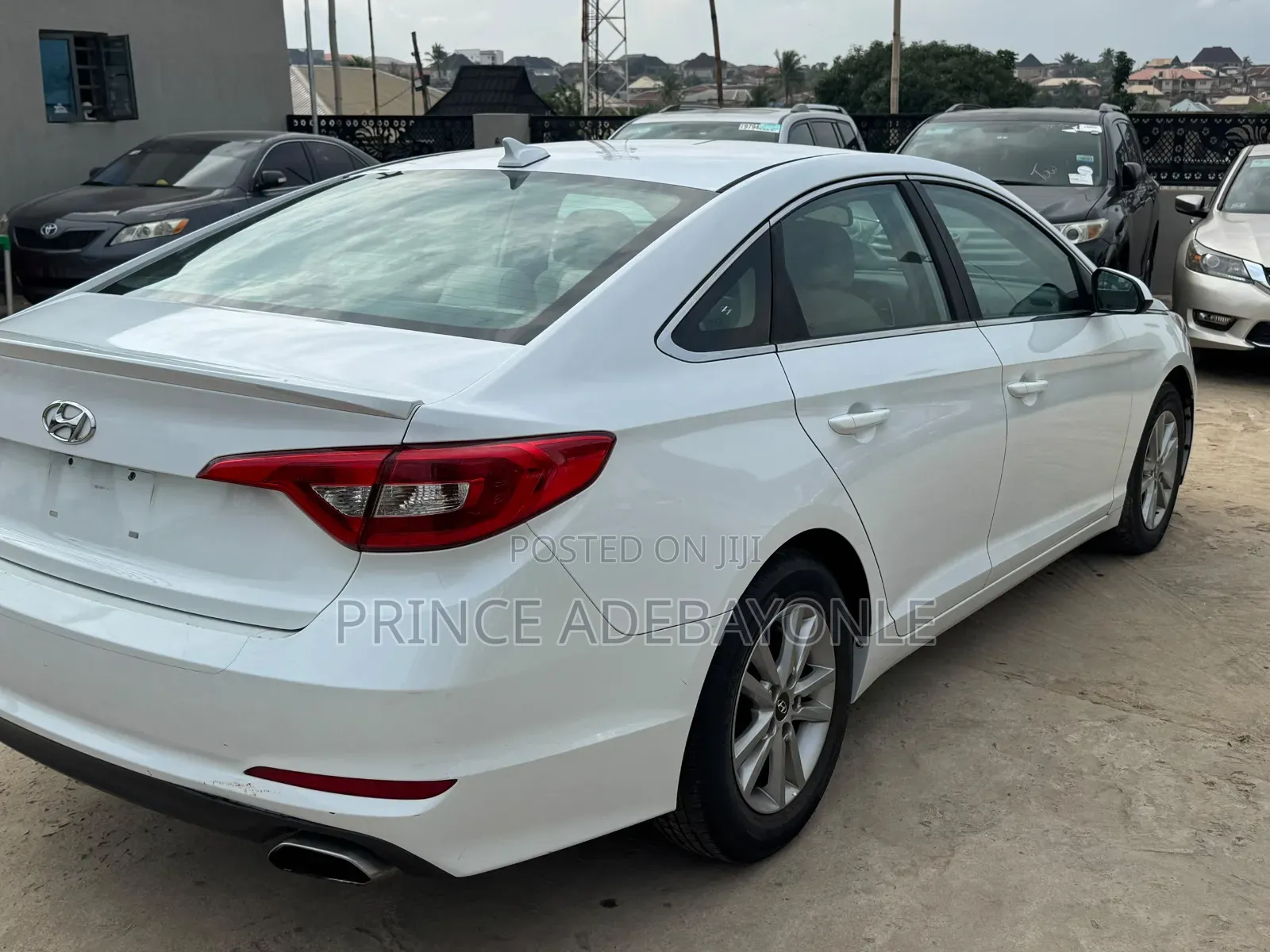Hyundai Sonata Base Sedan FWD (2.4L 4cyl 6A) 2016 White