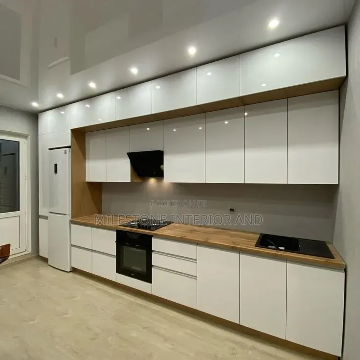 Luxurious L-Shaped Modern Kitchen Cabinet