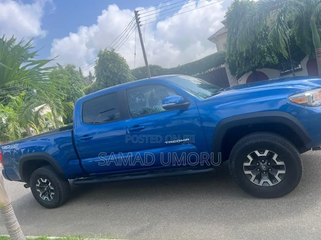 Toyota Tacoma TRD Off Road 2017 Blue