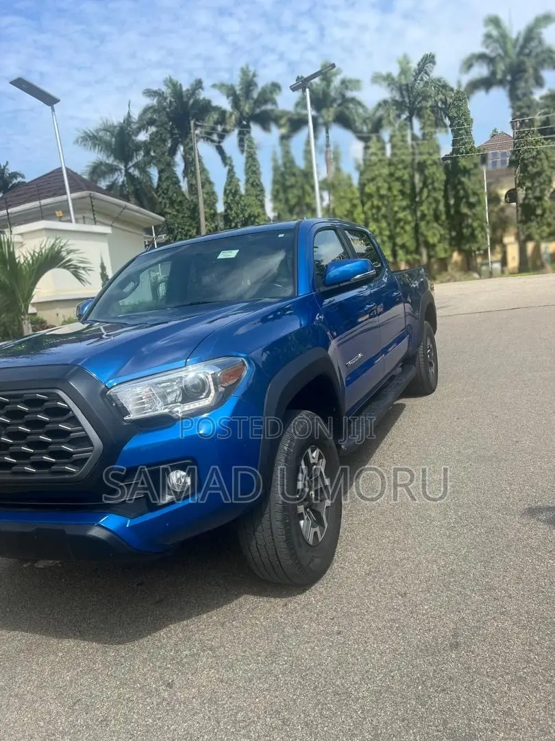 Toyota Tacoma TRD Off Road 2017 Blue