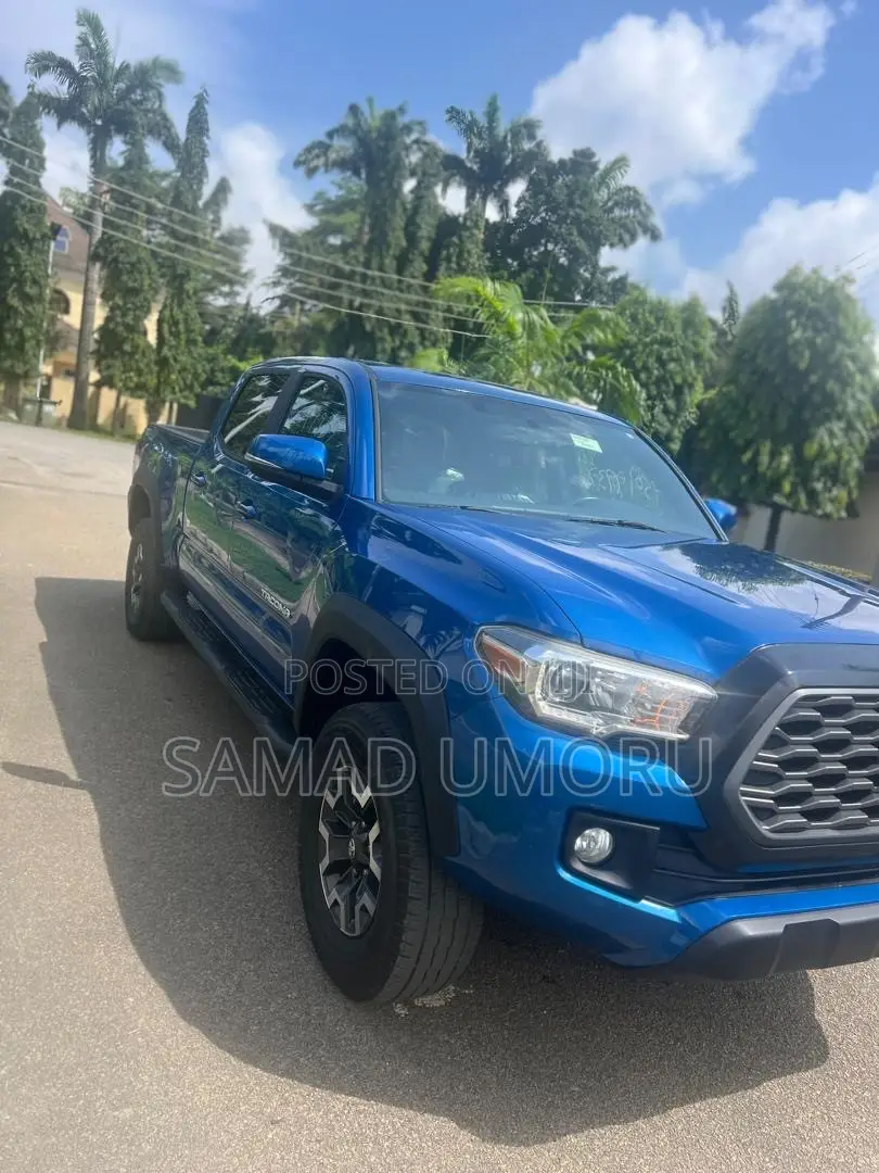 Toyota Tacoma TRD Off Road 2017 Blue