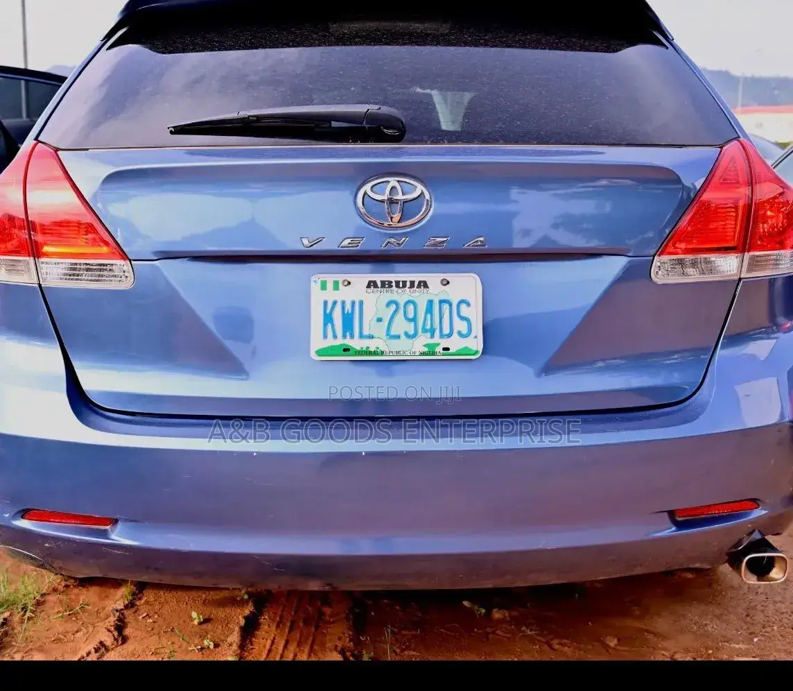 Toyota Venza 2011 Blue