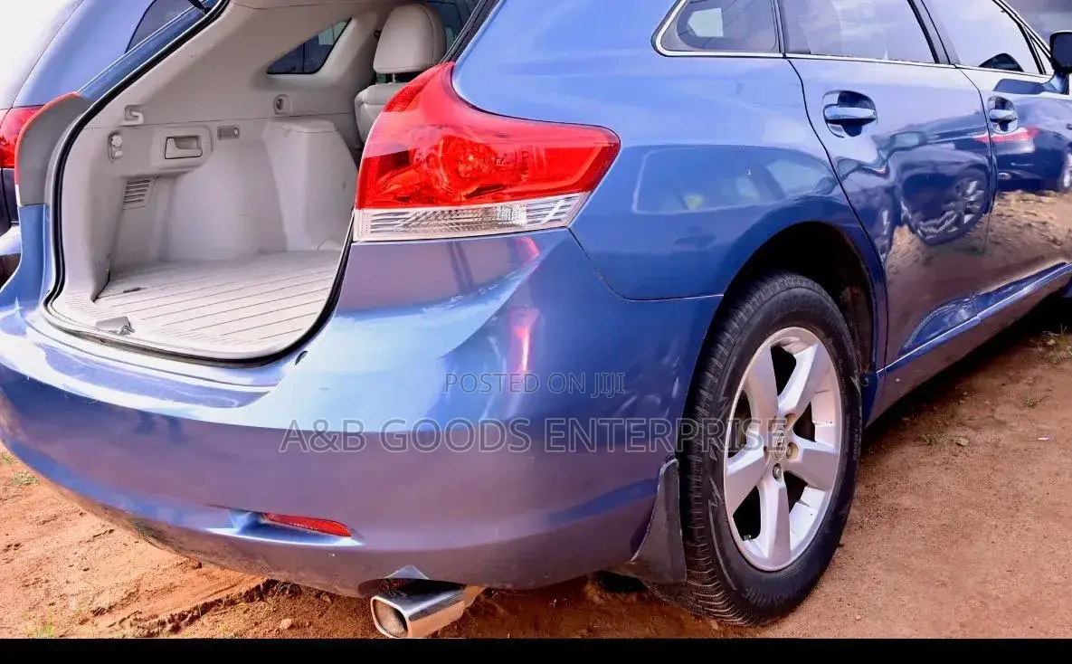 Toyota Venza 2011 Blue