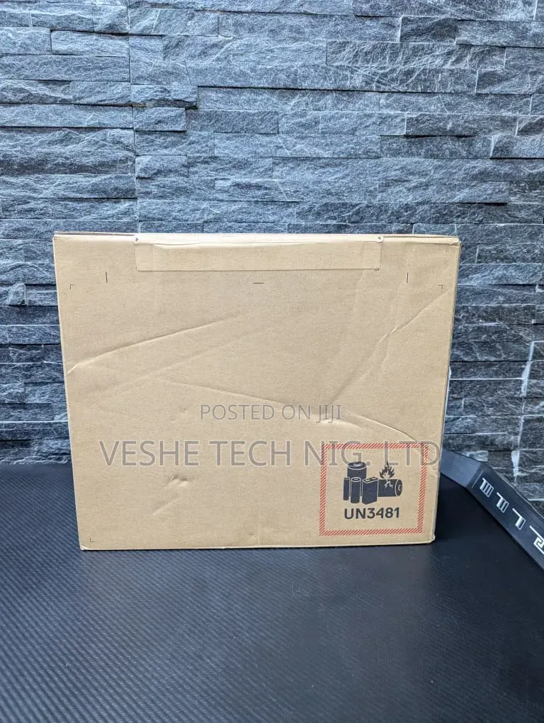New Laptop Dell Pro Max 14 32GB Intel Core Ultra 7 SSD 1T